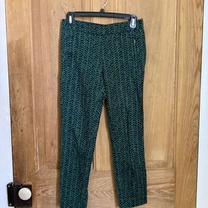 Great quality slim fit pants with slash hips pockets fun pattern!